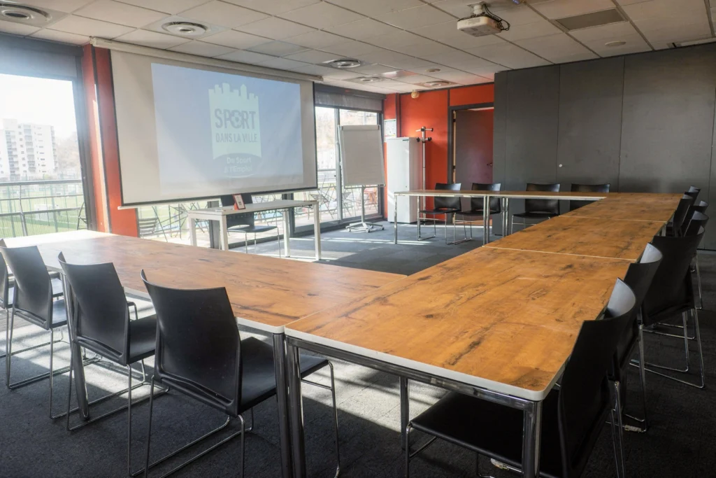 Meeting Room 5: Gol De Letra Room