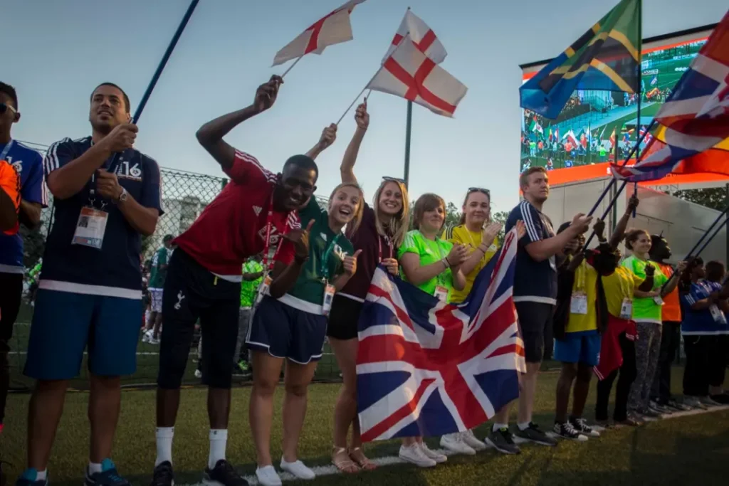 Group and Flags Festival 16