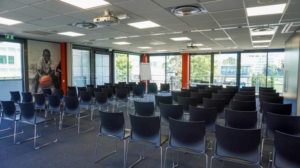 Meeting Room, Lyon Campus