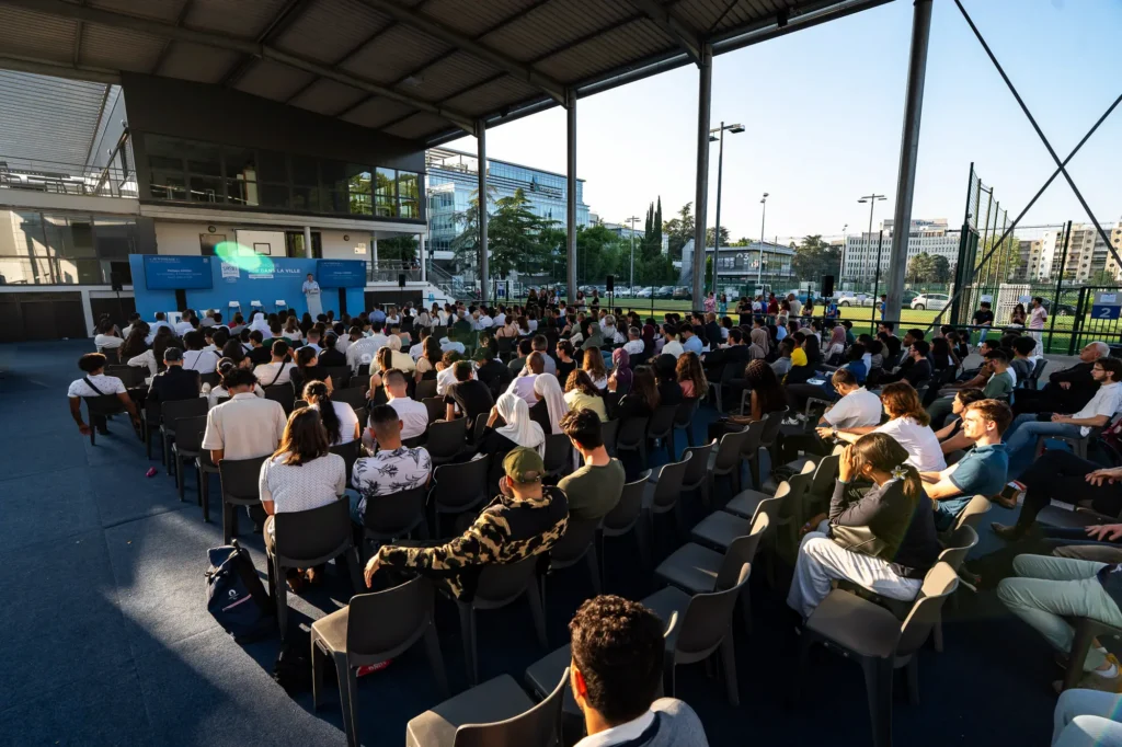 Job dans la Ville Ceremony, Lyon Campus